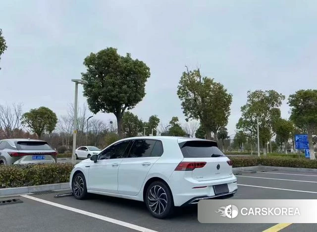 Volkswagen Golf id 4271939 из Китая 8