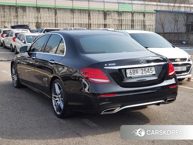 Mercedes-Benz E-Class W213 id 3694990 из Кореи 18