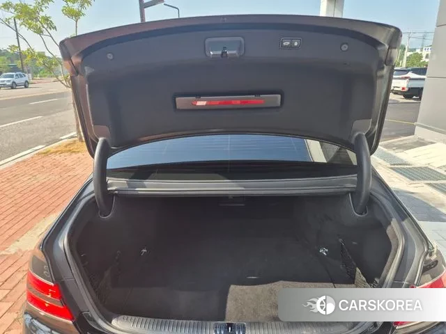 Genesis G90 id 3009104 из Кореи 18