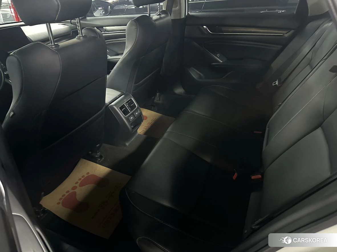 Honda Accord id 4420763 из Китая 13