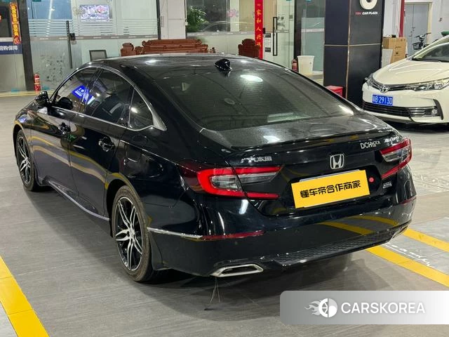 Honda Accord id 4301225 из Китая 18