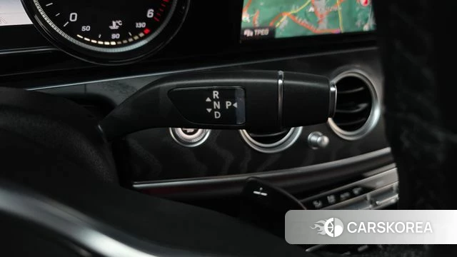 Mercedes-Benz E-Class W213 id 4906779 из Кореи 31