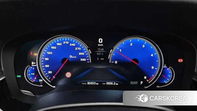 BMW 5 Series (G30) id 3647368 из Кореи 18