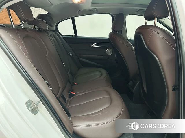 BMW 1 series id 4276742 из Китая 22