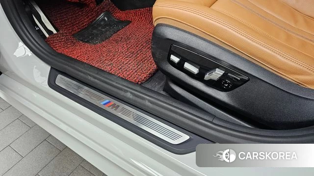 BMW 5 Series (G30) id 4936918 из Кореи 29