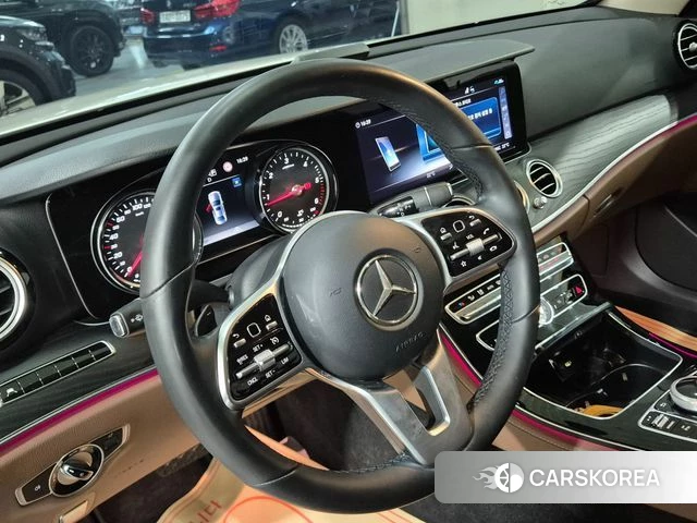 Mercedes-Benz E-Class W213 id 4581272 из Кореи 18