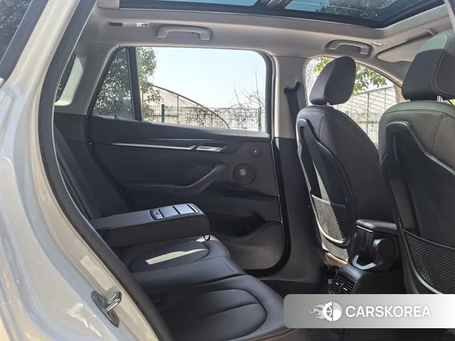 BMW X1 id 4211578 из Китая 10