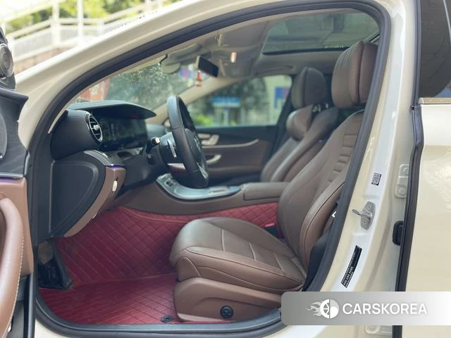 Mercedes-Benz E-class id 4220972 из Китая 19