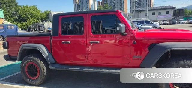 Jeep Gladiator (JT) id 2970346 из Кореи 11