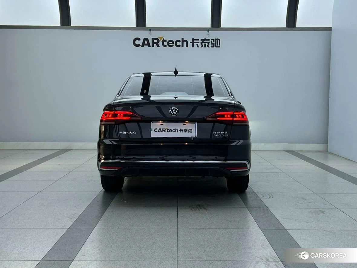 Volkswagen Bora id 4479622 из Китая 12