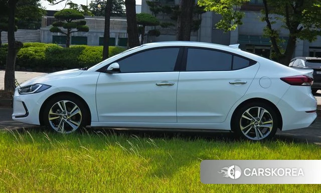 Hyundai Avante AD id 4435865 из Кореи 17