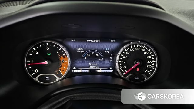 Jeep Renegade id 4794797 из Кореи 18