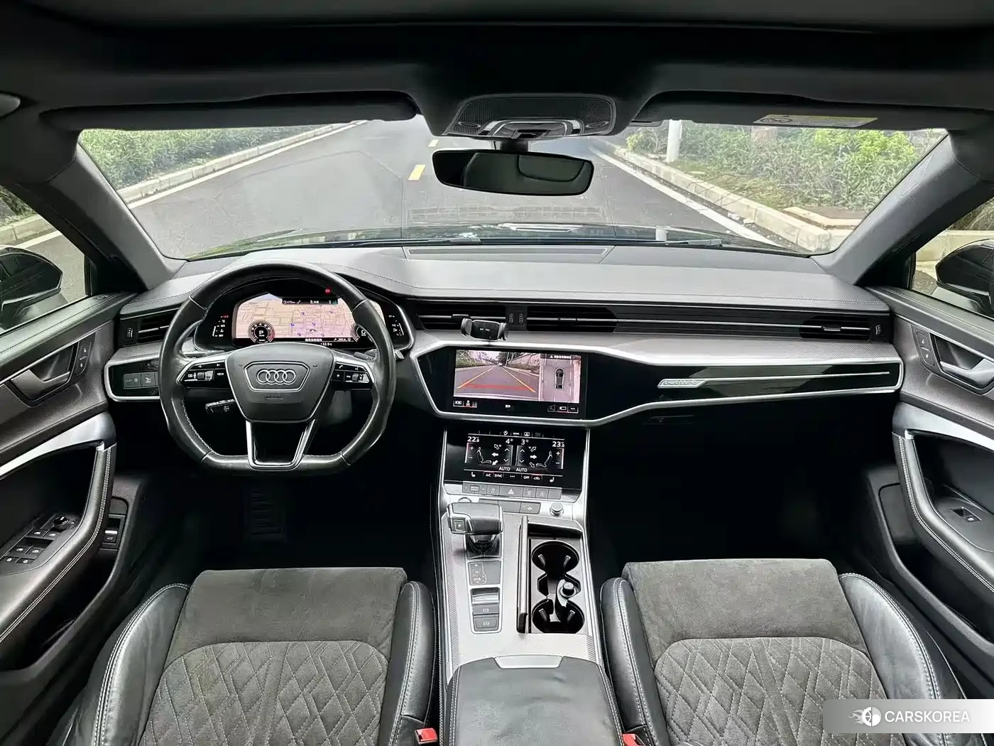 Audi A6L id 4617124 из Китая 8