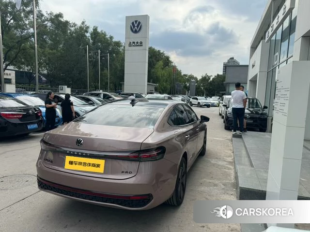 Volkswagen Passat id 4260038 из Китая 8