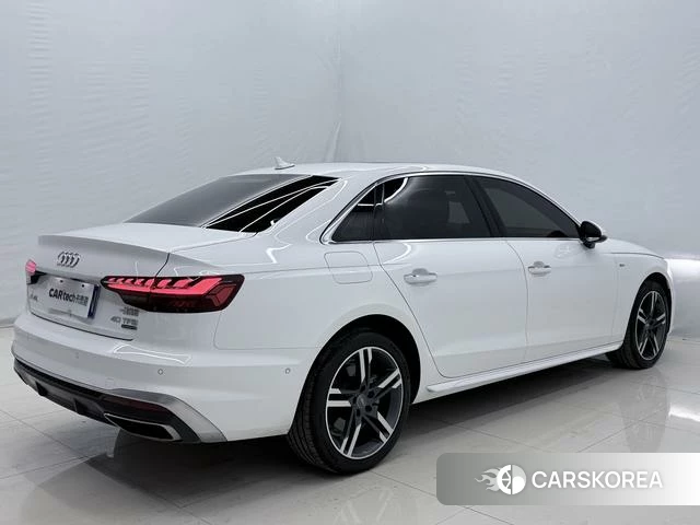 Audi A4L id 4260759 из Китая 14