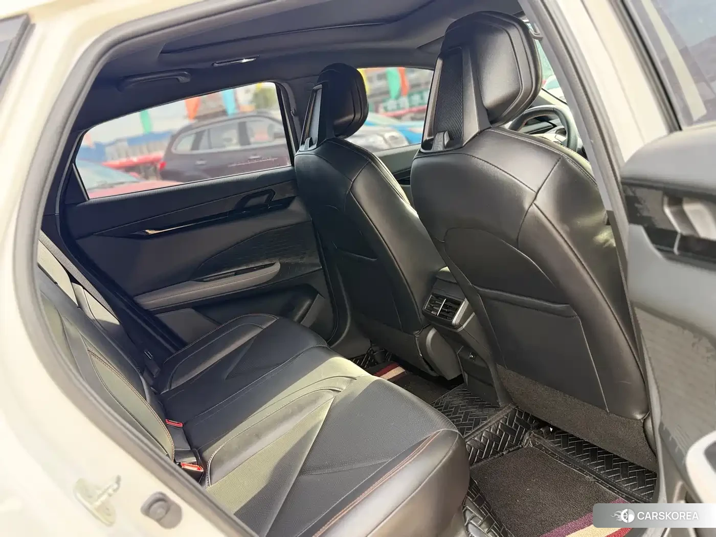 Chang'an Changan UNI-V id 4589253 из Китая 12