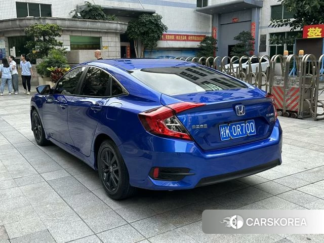 Honda Civic id 4365654 из Китая 8