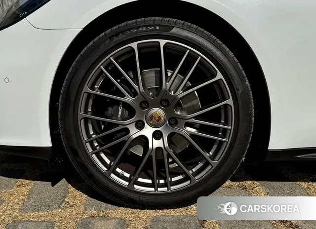 Porsche Panamera (971) id 3680544 из Кореи 18