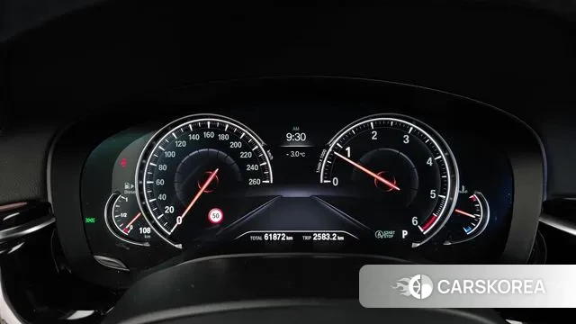 BMW 5 Series (G30) id 3449715 из Кореи 18