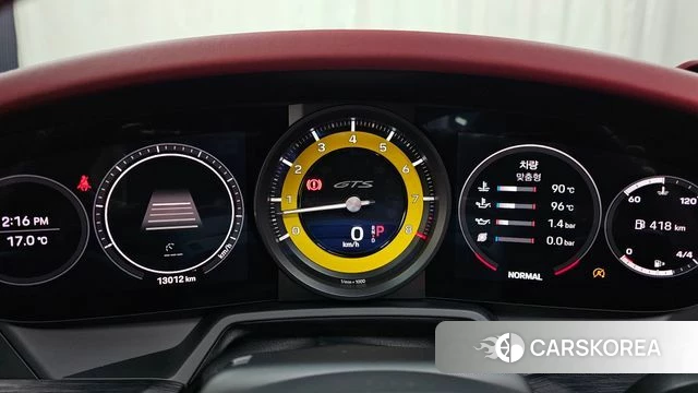 Porsche 911(992) id 3859602 из Кореи 18