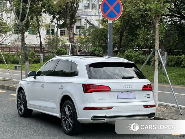 Audi Q5L id 4278773 из Китая 8