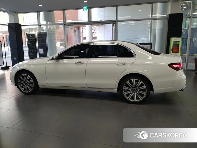 Mercedes-Benz E-Class W213 id 3904668 из Кореи 18