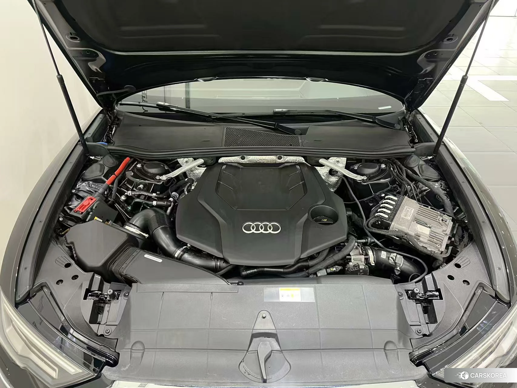 Audi A6L id 4420876 из Китая 13