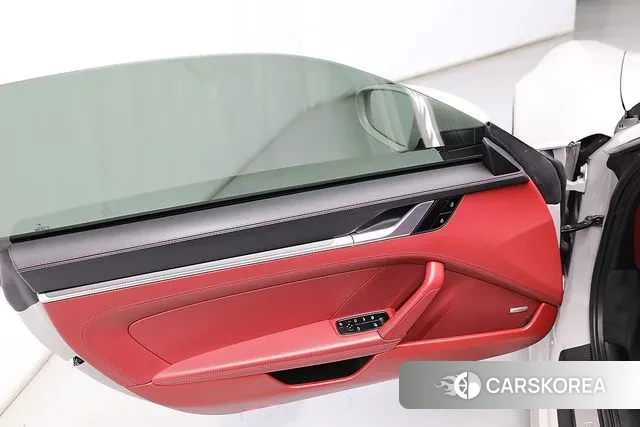 Porsche 911(992) id 3402172 из Кореи 18