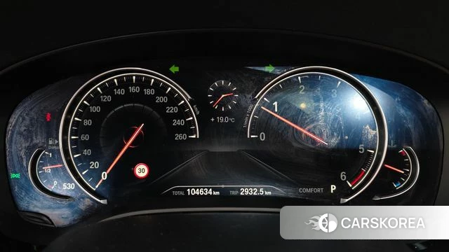 BMW 5 Series (G30) id 4197266 из Кореи 31