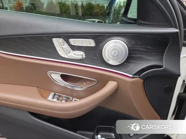 Mercedes-Benz E-Class W213 id 3423098 из Кореи 9
