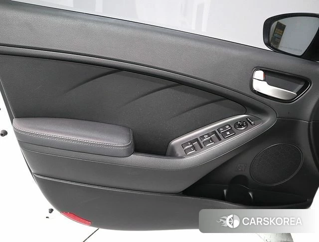 Kia The New K3 id 3917431 из Кореи 17