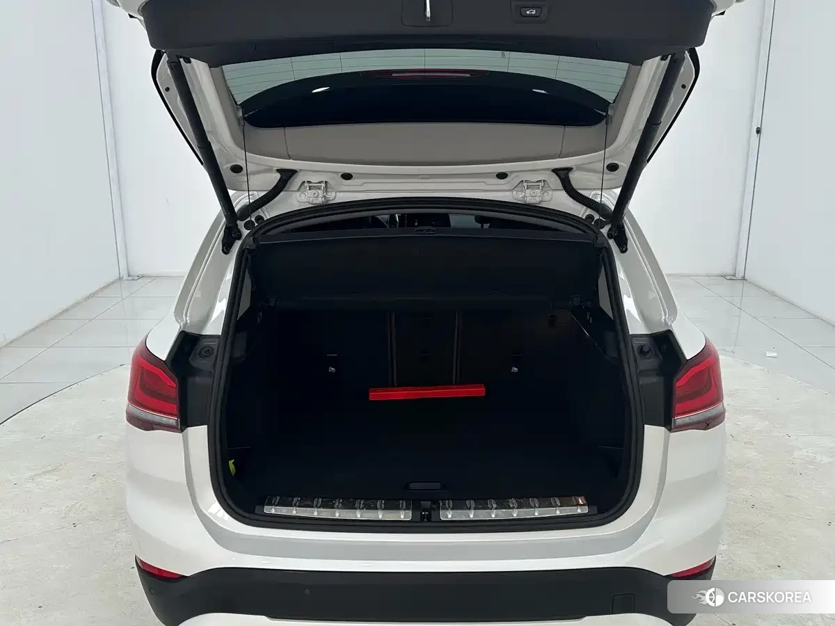 BMW X1 id 4644686 из Китая 16