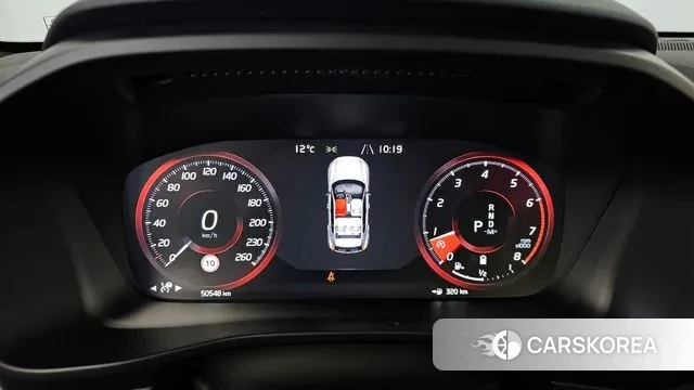 Volvo XC40 id 3788298 из Кореи 18