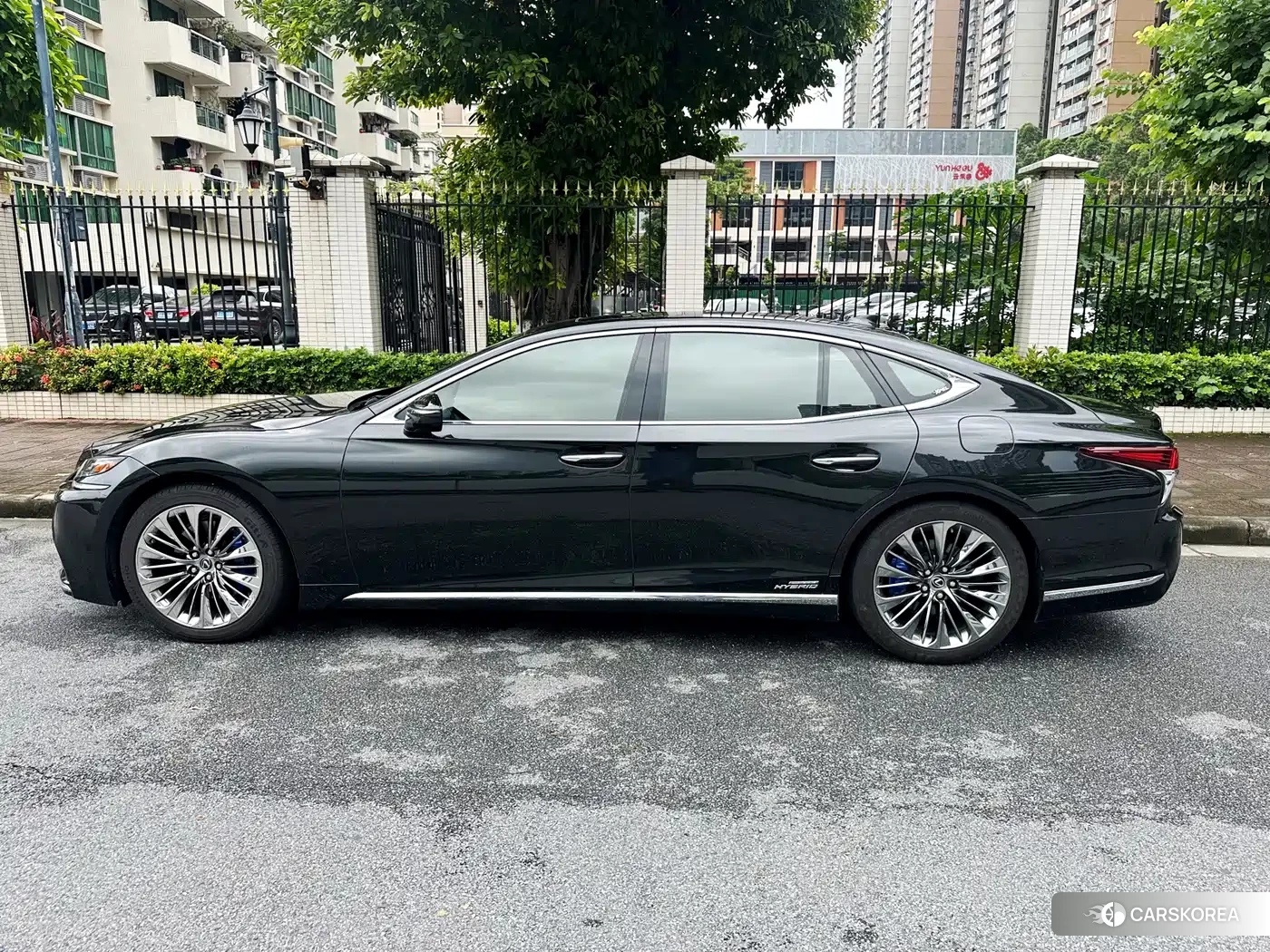 Lexus LS id 4622712 из Китая 17