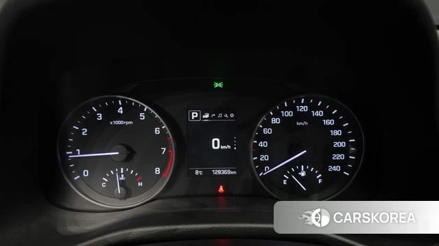 Hyundai Avante AD id 3899903 из Кореи 18