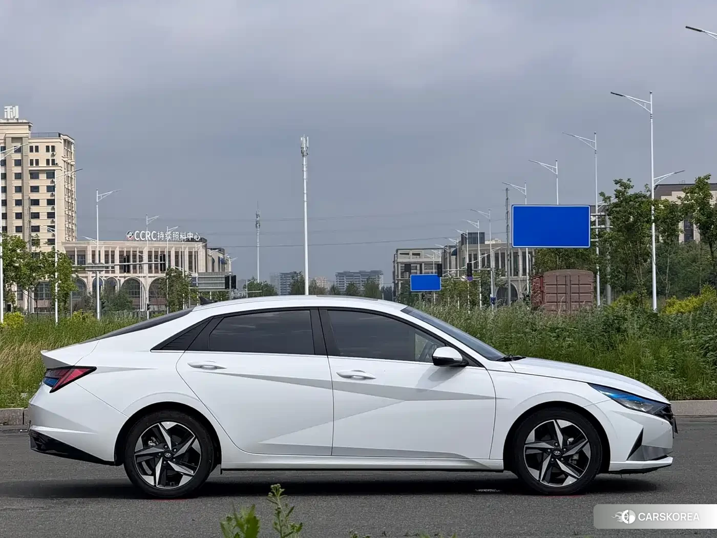 Hyundai Elantra id 4570520 из Китая 18