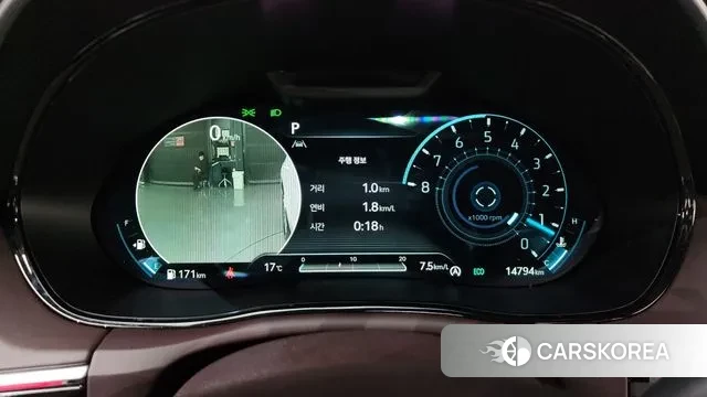 Genesis GV70 id 3353965 из Кореи 18