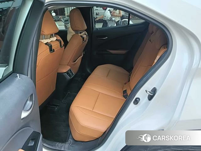 Lexus UX id 4262094 из Китая 18