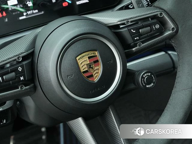 Porsche Panamera id 3920495 из Китая 26