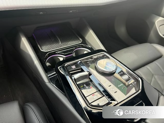 BMW 5 Series (G60) id 3863870 из Кореи 10