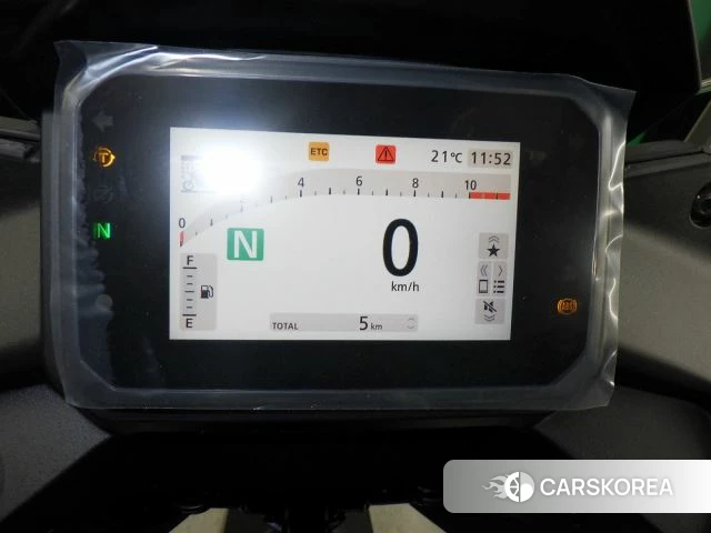 Honda TRANSALP XL750 id 3949453 из Японии 32