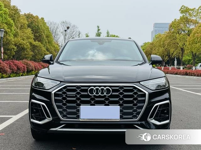 Audi Q5L id 4272032 из Китая 16