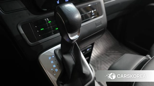 Hyundai Staria id 3818668 из Кореи 18