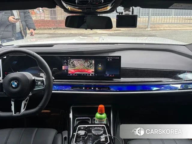 BMW 7 Series (G70) id 3763308 из Кореи 16