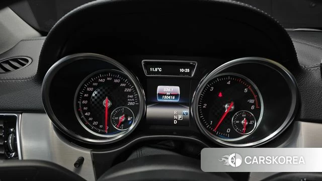 Mercedes-Benz GLE - Class W166 id 3796289 из Кореи 18