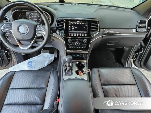 Jeep Grand Cherokee id 3924473 из Кореи 18