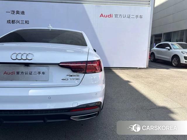 Audi A4L id 4314466 из Китая 16