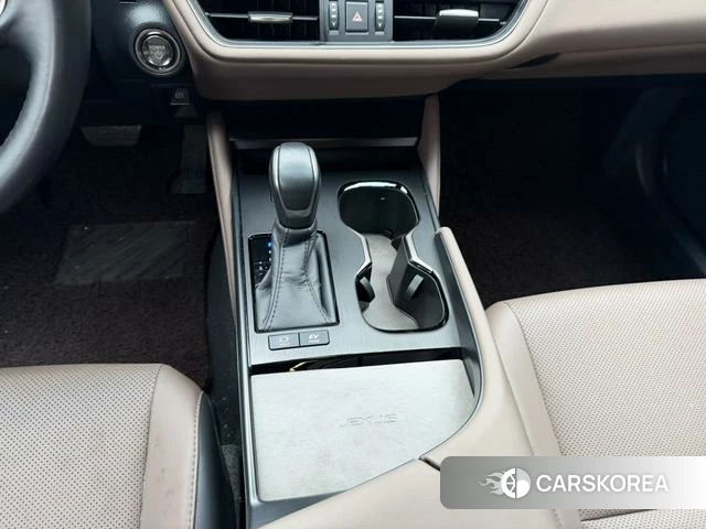 Lexus ES id 4374558 из Китая 11