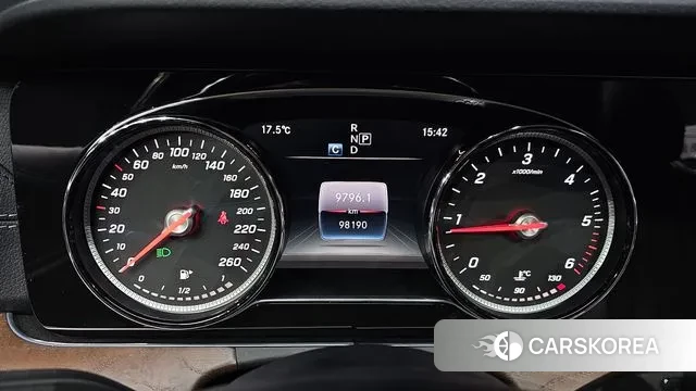 Mercedes-Benz E-Class W213 id 3536328 из Кореи 18