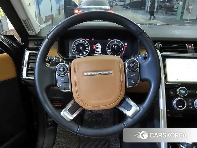 Land Rover Discovery 5 id 3779300 из Кореи 18